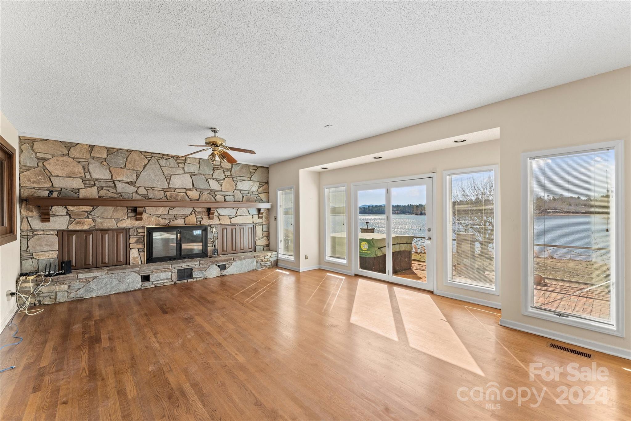 Holiday shores - Residential