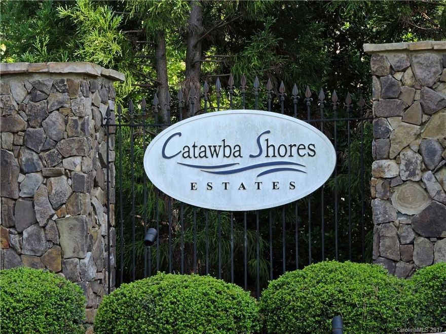 Come home to this exclusive community with large lots, mature trees, beautiful homes, & privacy nestled along the Catawba River. This beautiful wooded 1.03 acre residential lot is located in one of the most desirable neighborhoods in York County. Amenities include pool, walking trails, ball fields, canoe & kayak launch. Bring your own builder & plans. Just 10 minutes from shopping, dining, & I-77 at Manchester Village. Wouldn't you drive a little further than Fort Mill for a home site like this?