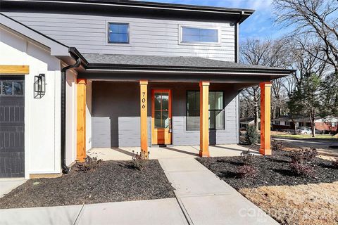 706 September Lane Charlotte NC 28208