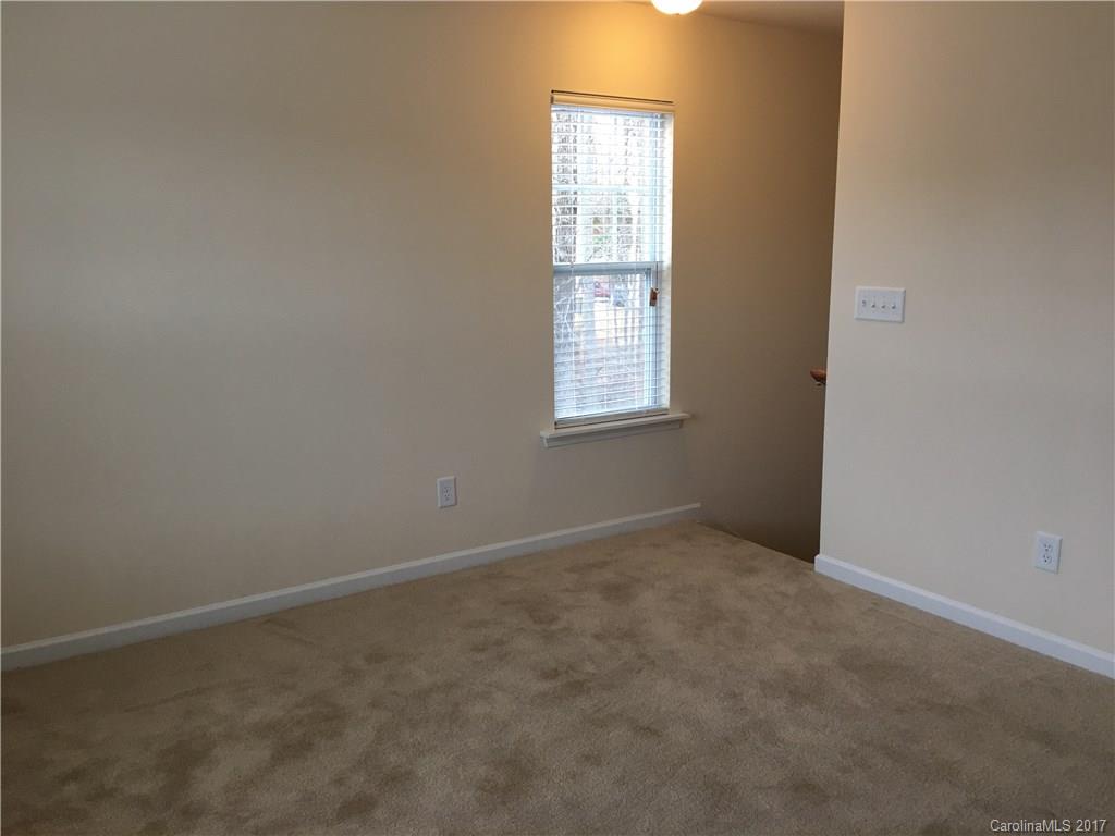 Woodburn Crossing - Residential Lease