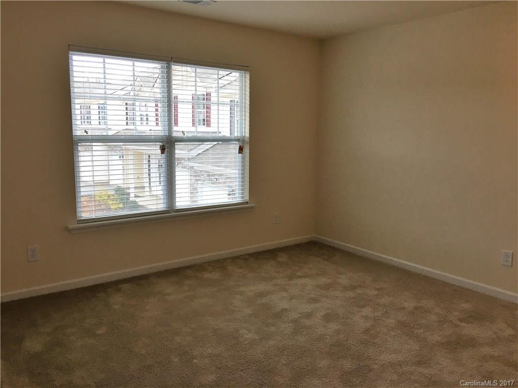 Woodburn Crossing - Residential Lease