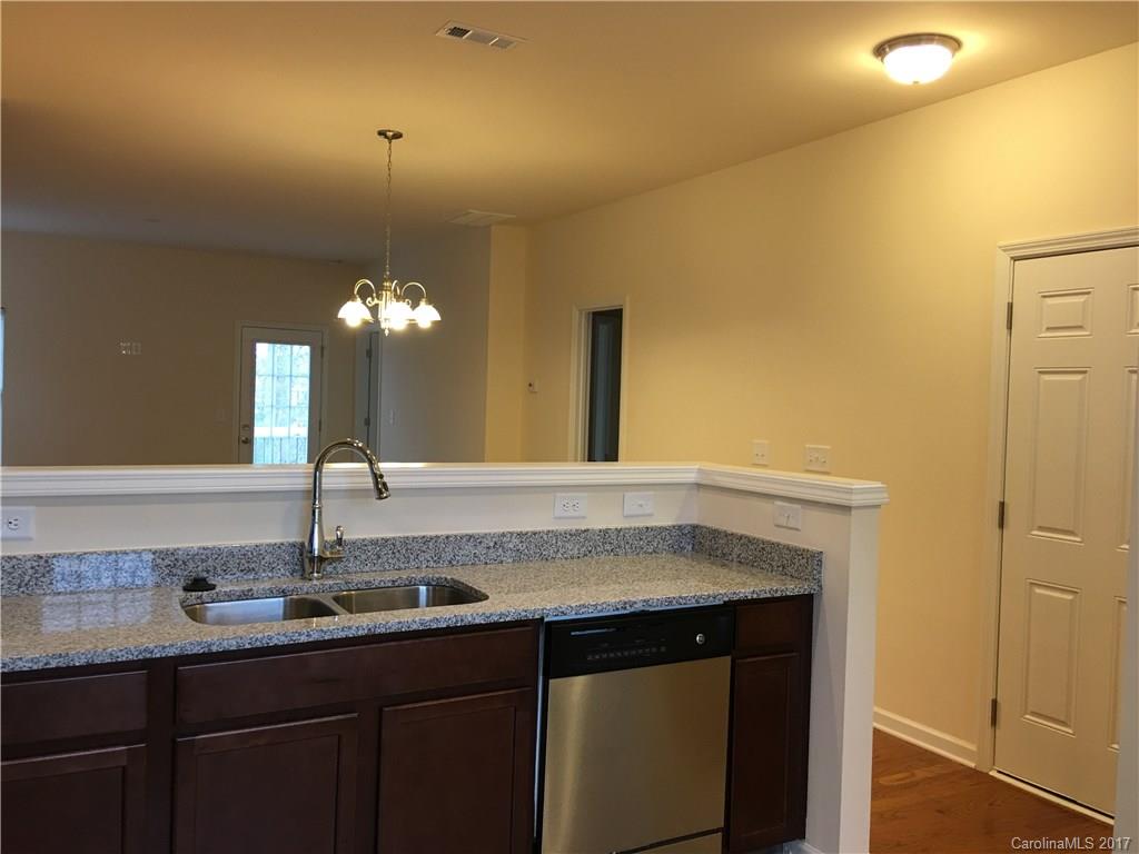 Woodburn Crossing - Residential Lease