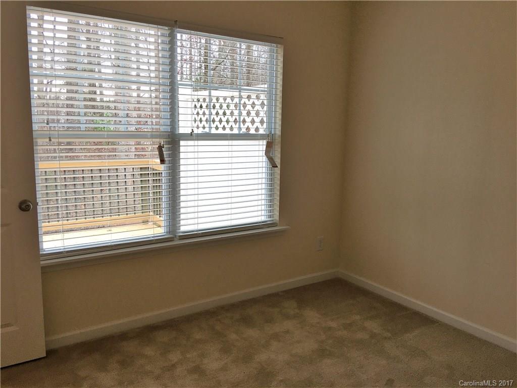 Woodburn Crossing - Residential Lease