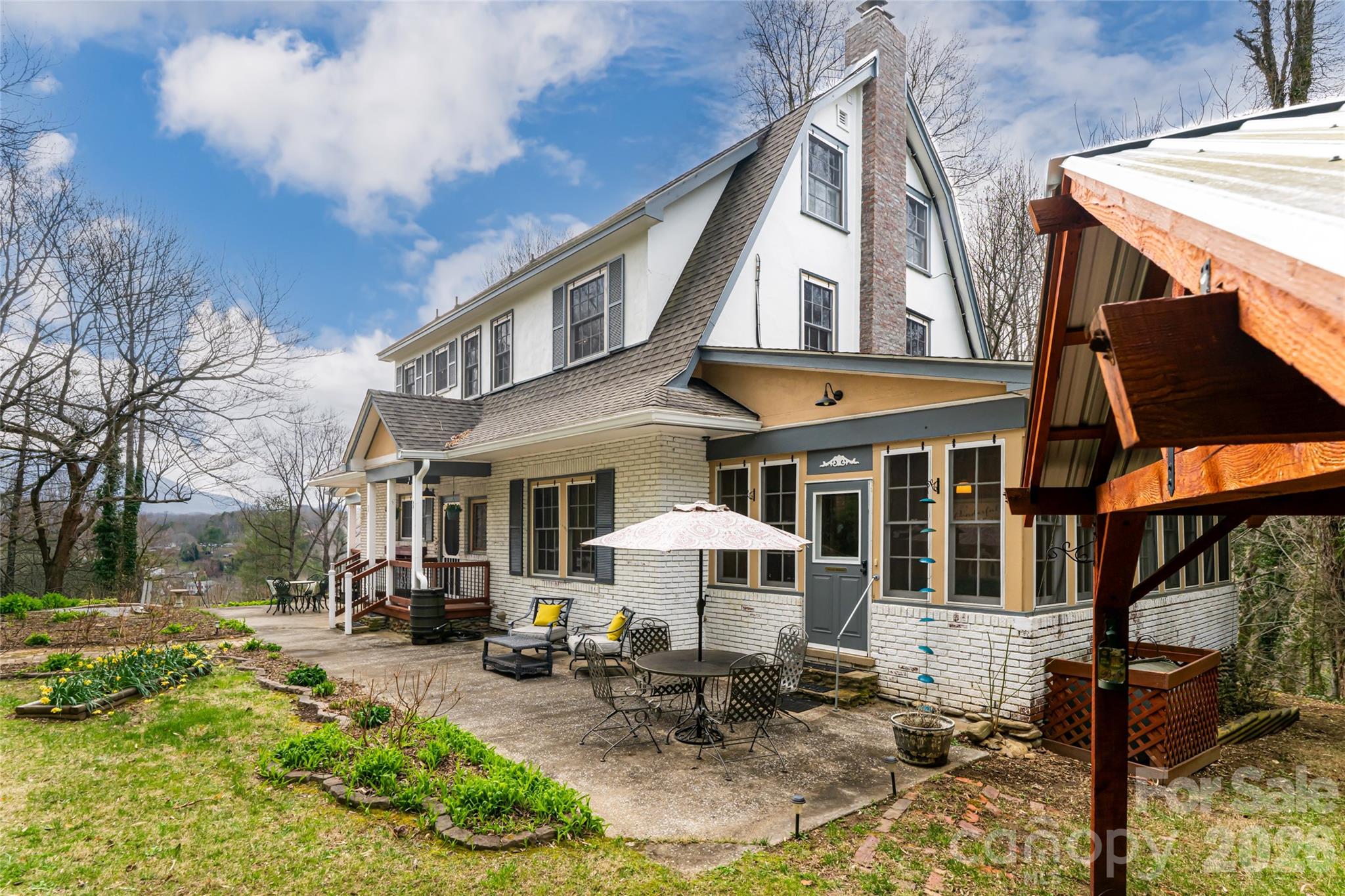 East Hills - Residential