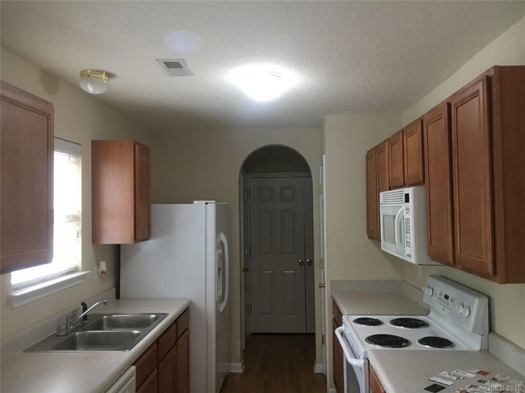 Mission Hills - Residential Lease