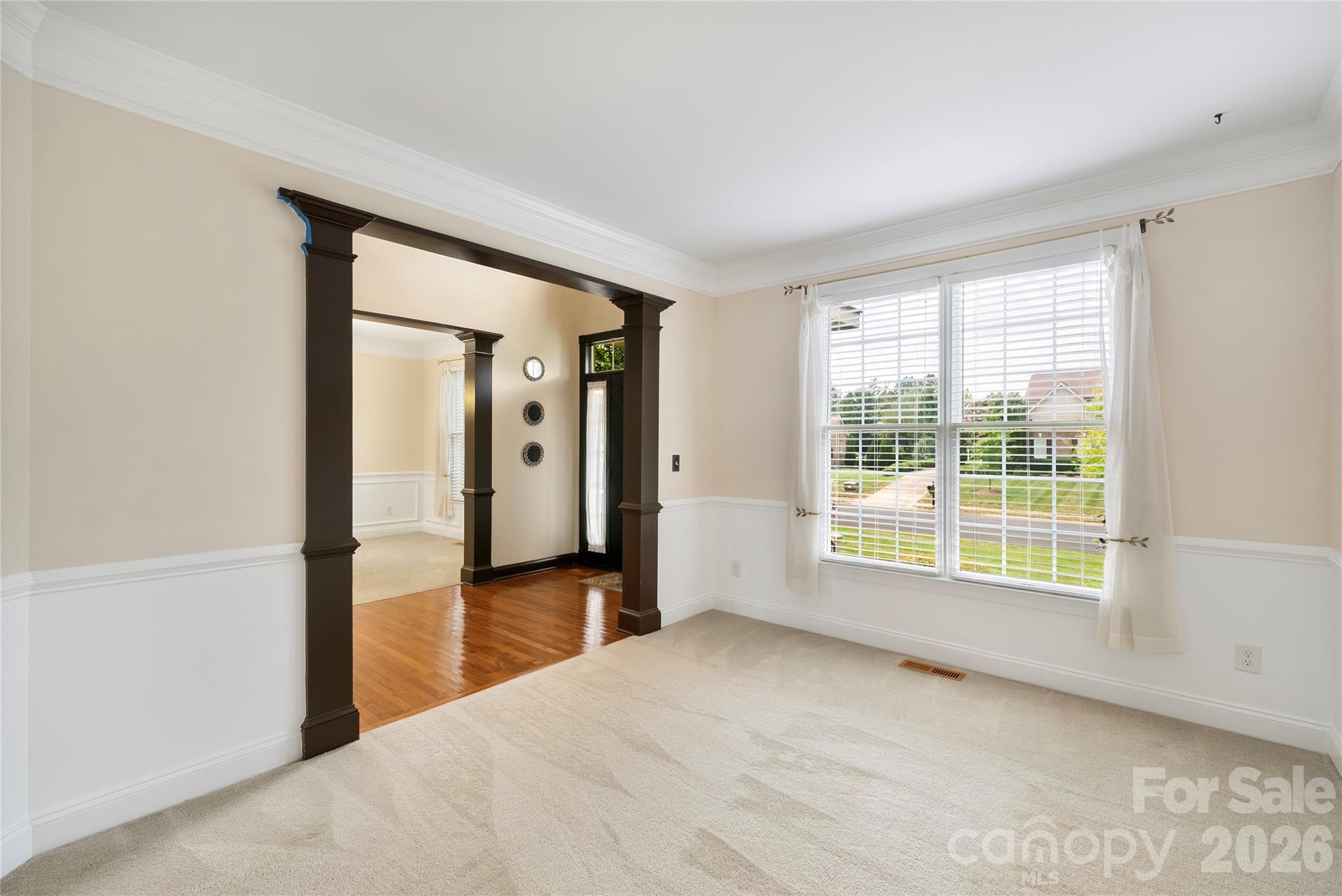 5040 Groves Edge Lane