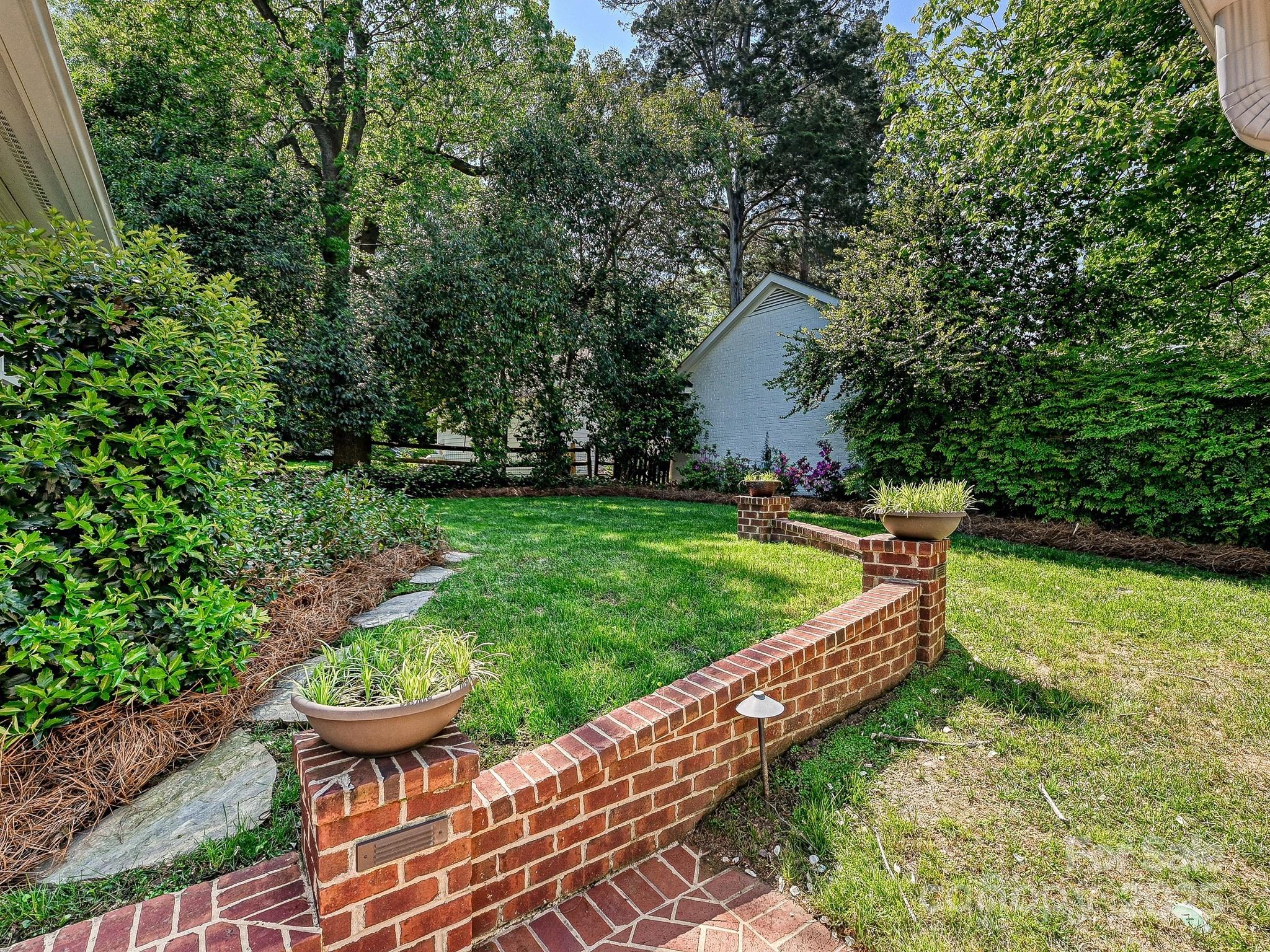 Myers Park - Residential