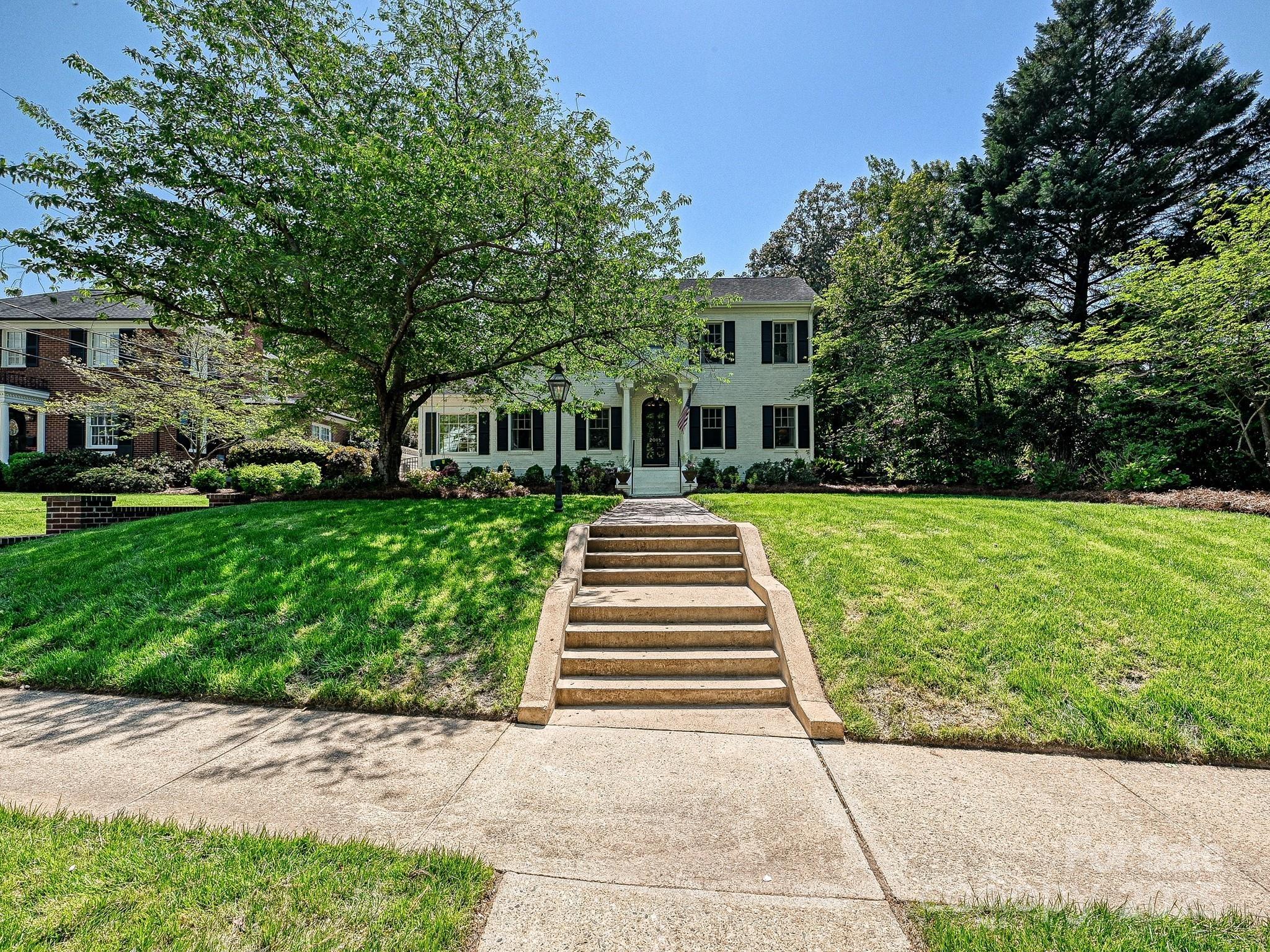 2018 Radcliffe Avenue