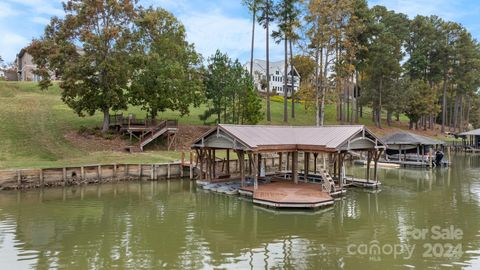 A home in Hickory