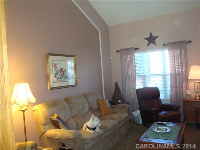 Windsor Trace - Residential