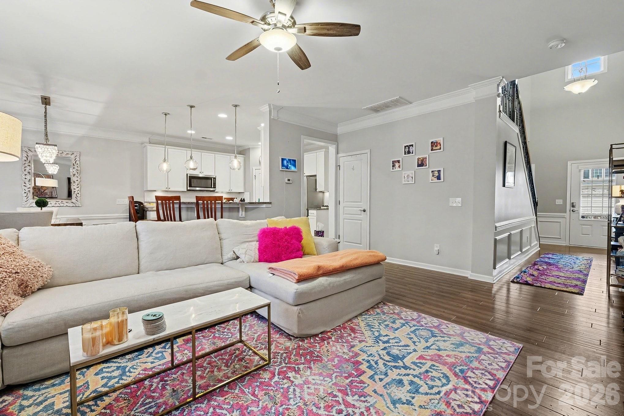 2542 Royal York Avenue