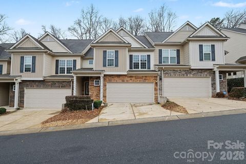 2542 Royal York Avenue Charlotte NC 28210