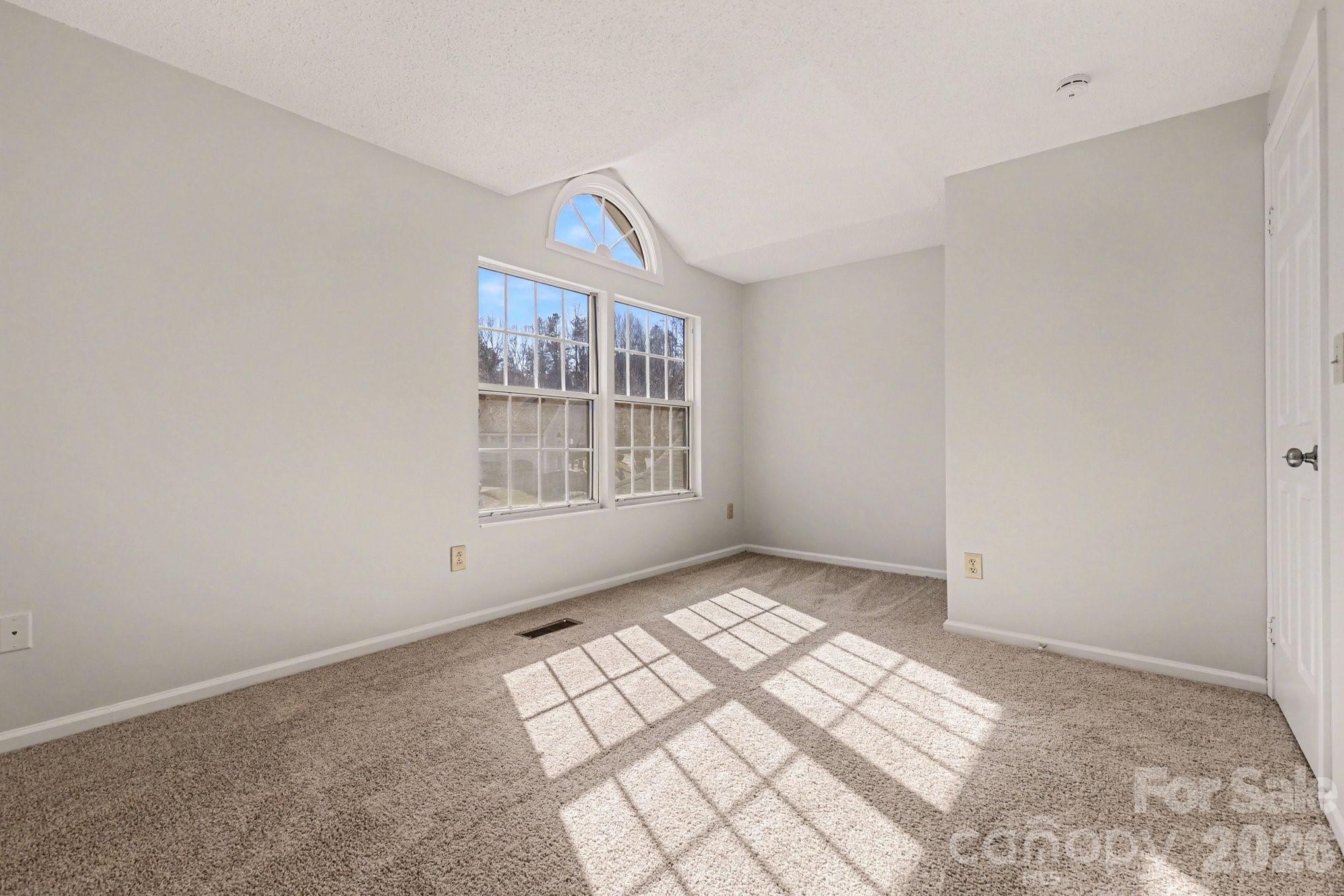 Sardis Court Townhomes - Residential