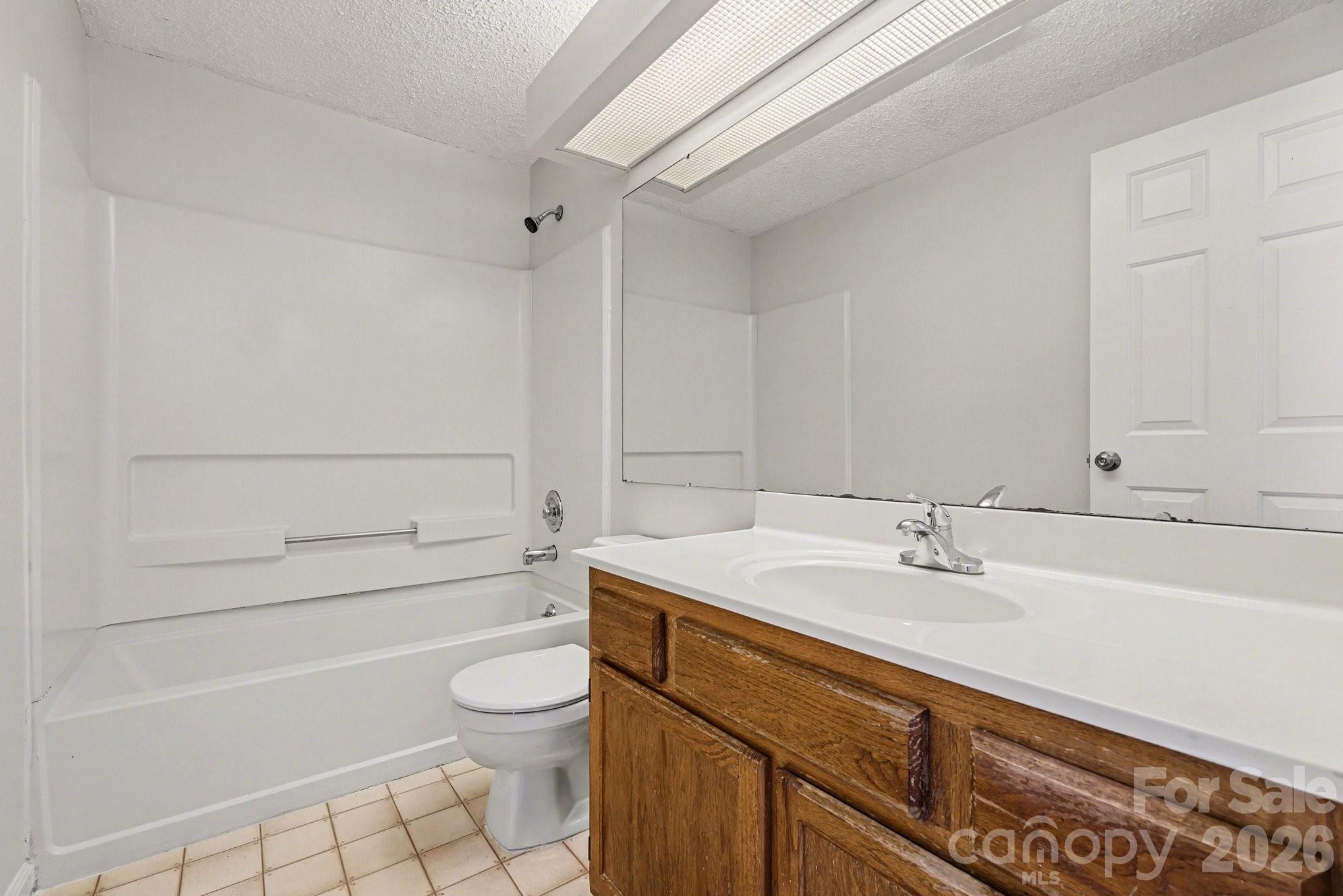 Sardis Court Townhomes - Residential