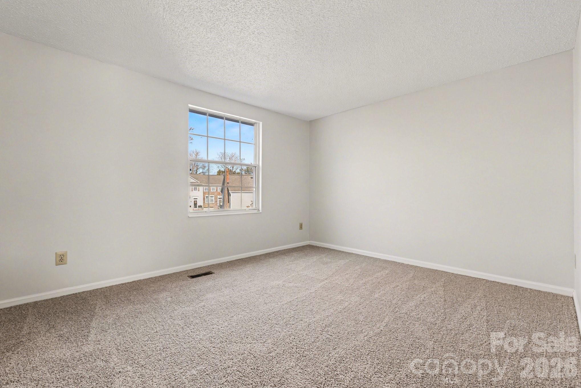 Sardis Court Townhomes - Residential