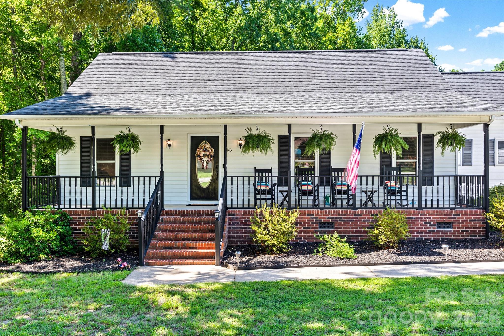 143 Old Limestone Road E