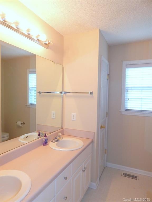 Taylor Oaks - Residential