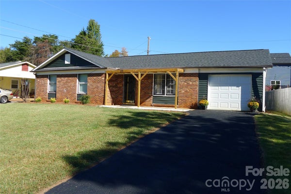 133 WINDWARD CIR, MOCKSVILLE, NC 27028 - Image 282f2e60e9a72fbd4deedf5bb53bf089/1373615180