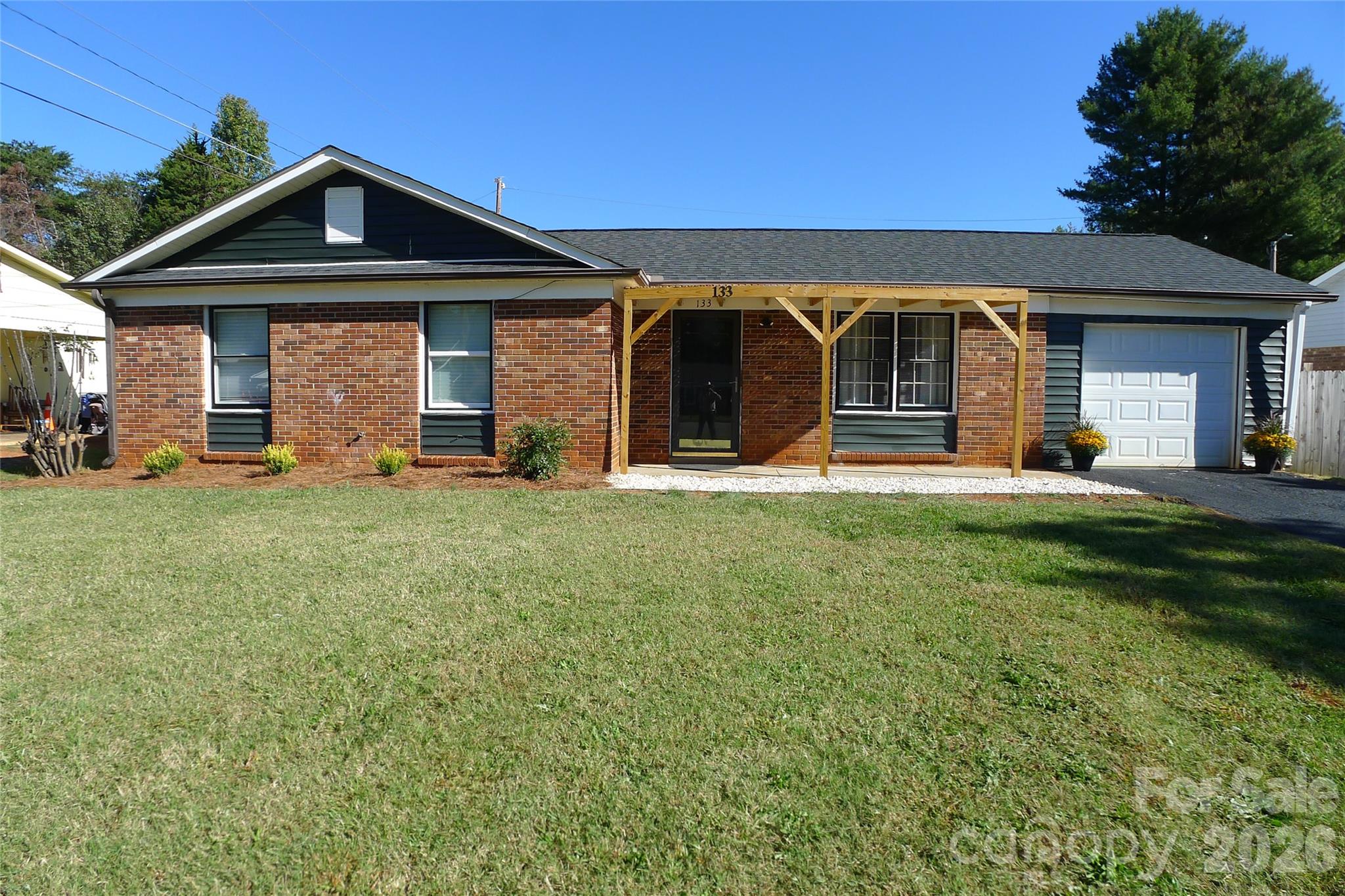 133 Windward Circle