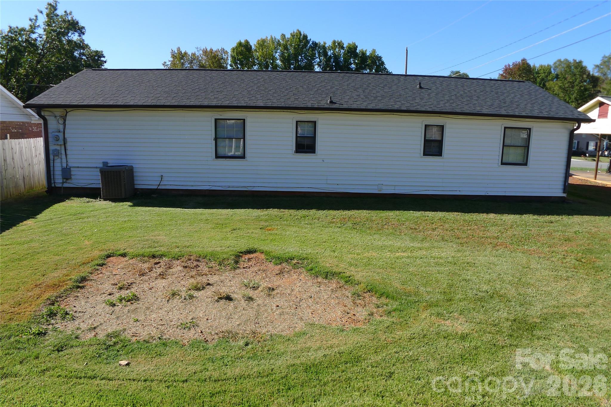 133 Windward Circle