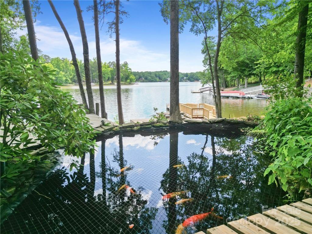 122 Mountain Harbor Drive