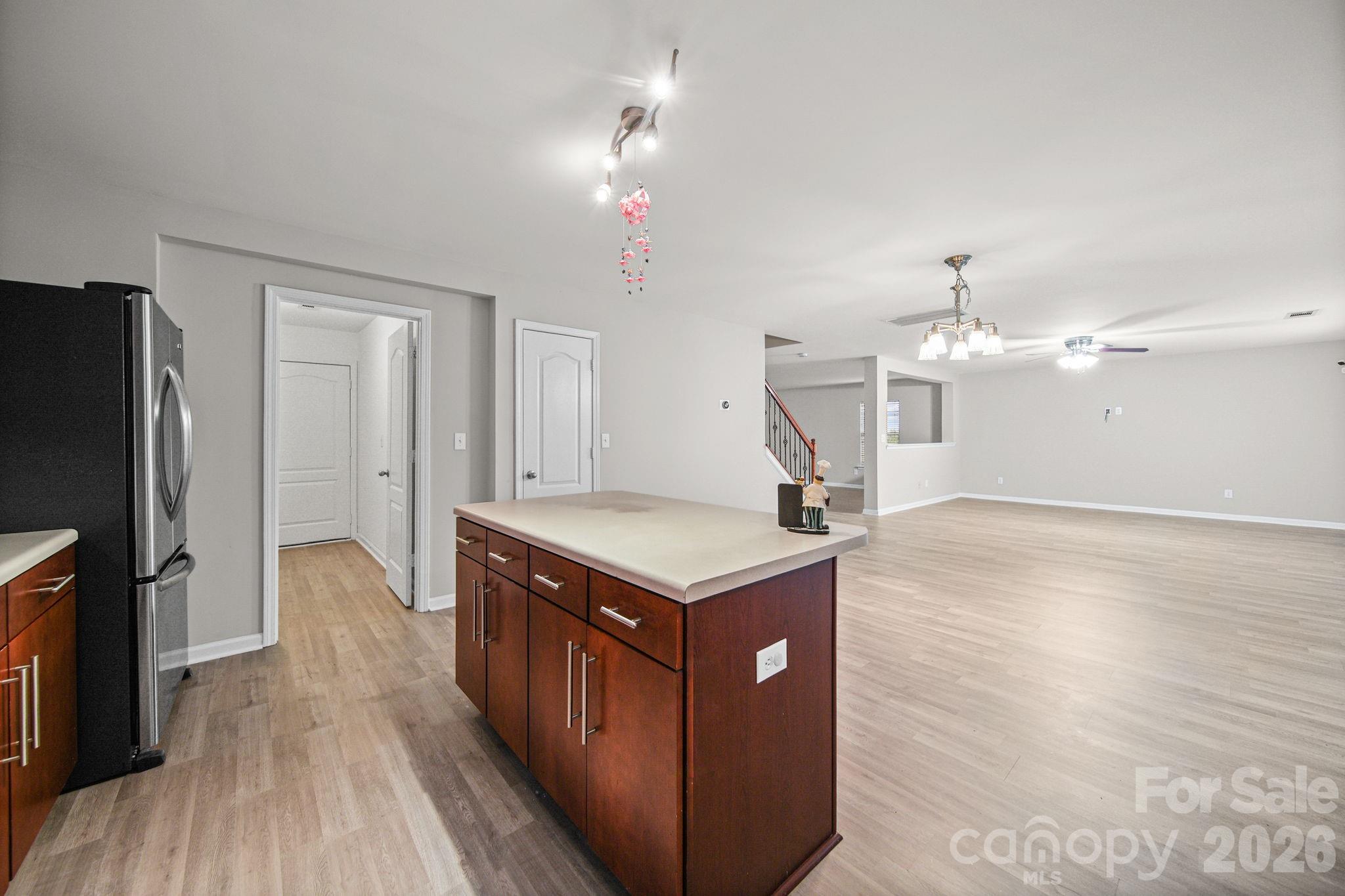 9220 Seamill Road