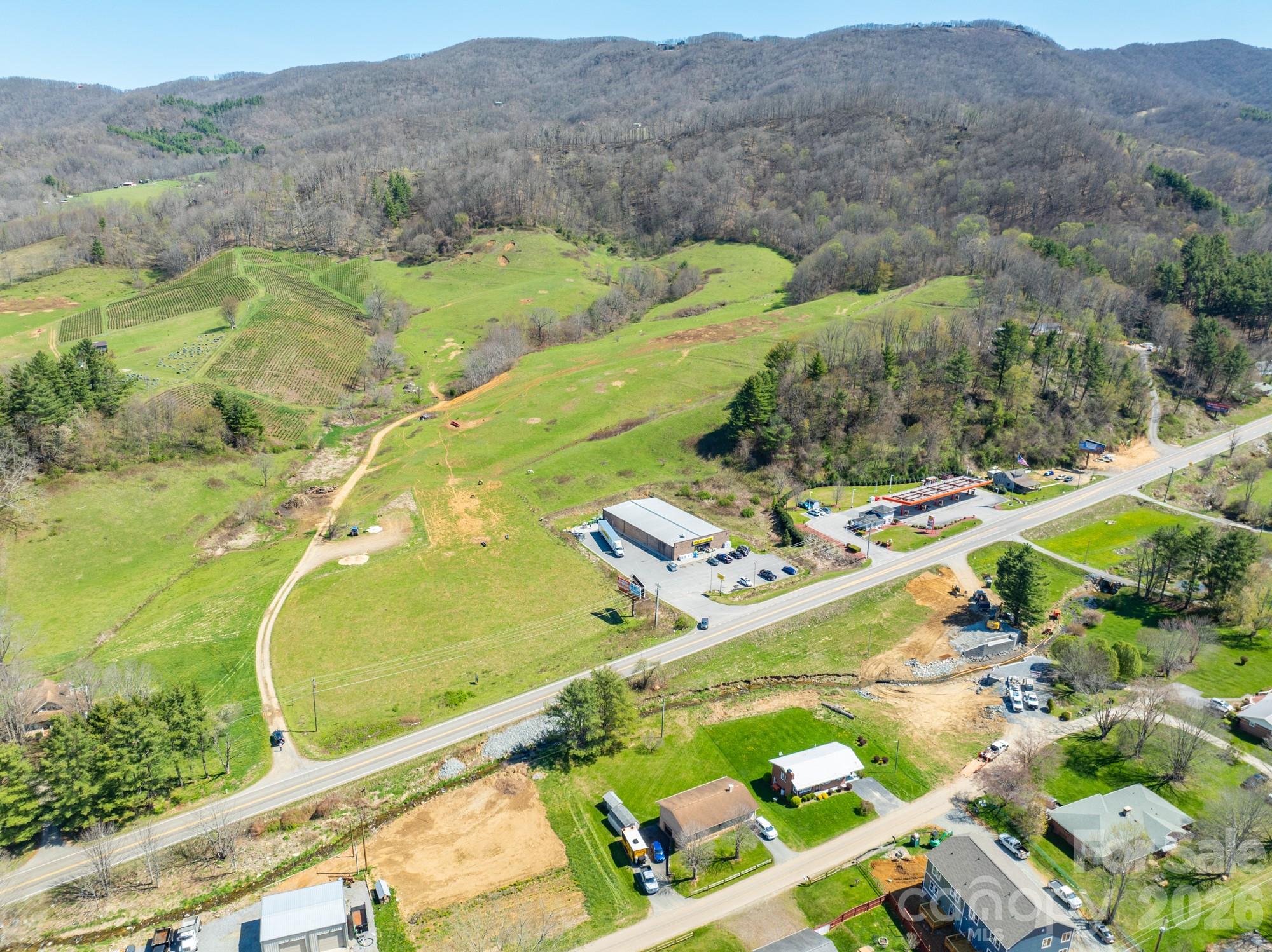 4634 N Hwy 421 Highway N