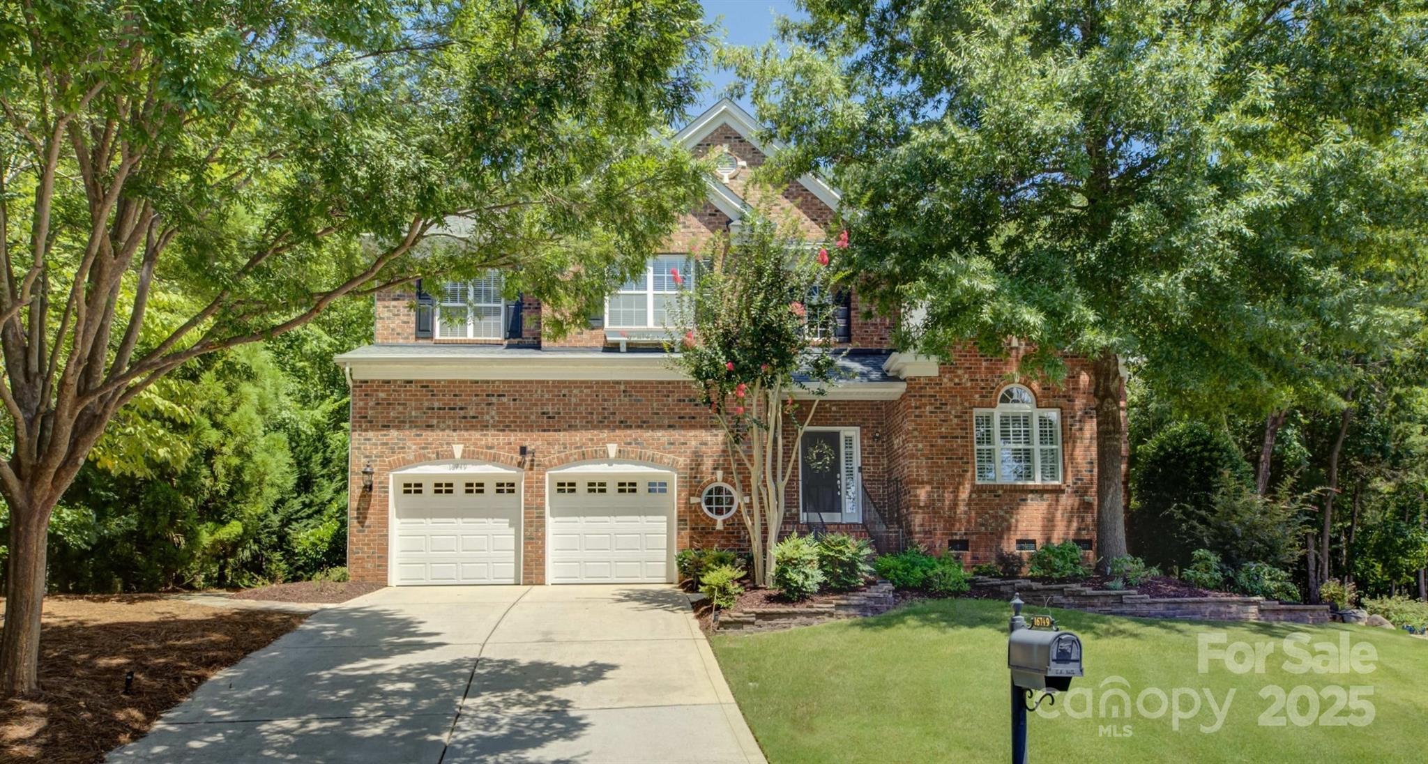 16749 Hammock Creek Place