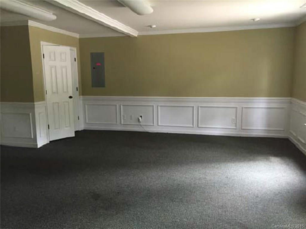 Elizabeth Oaks - Residential