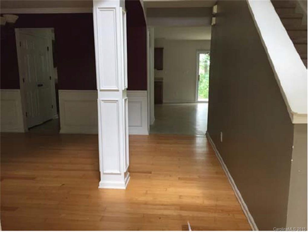 Elizabeth Oaks - Residential