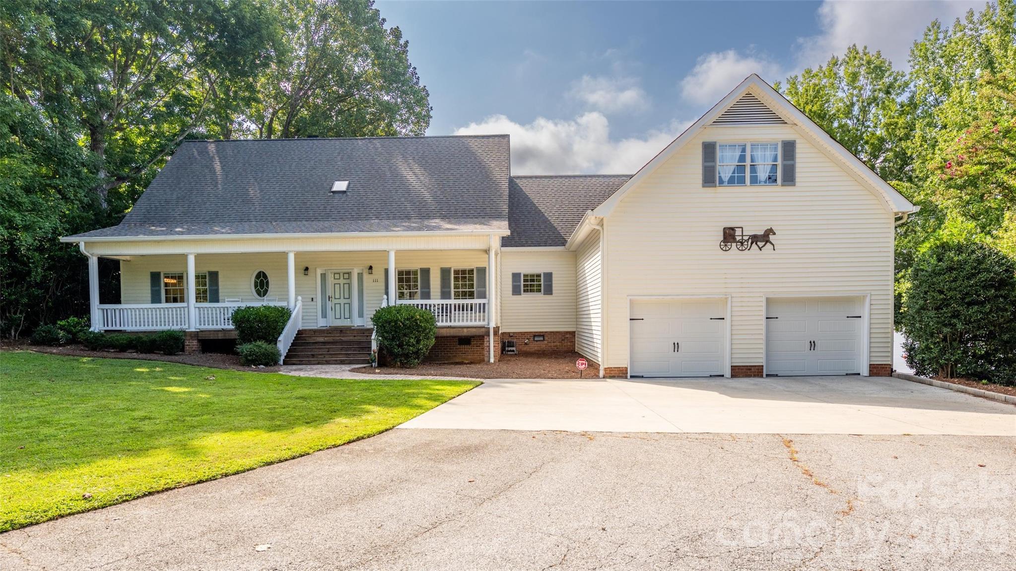 111 Leesburg Lane