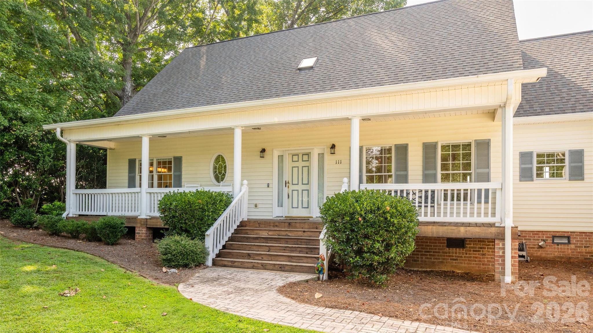 111 Leesburg Lane
