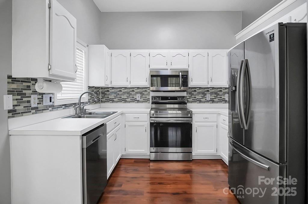 Hawk Ridge - Residential