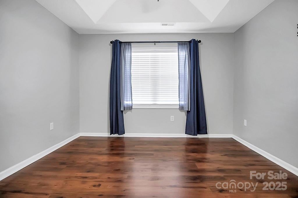 Hawk Ridge - Residential