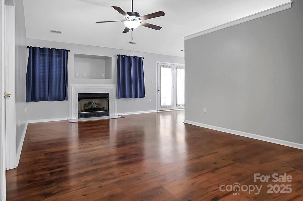Hawk Ridge - Residential