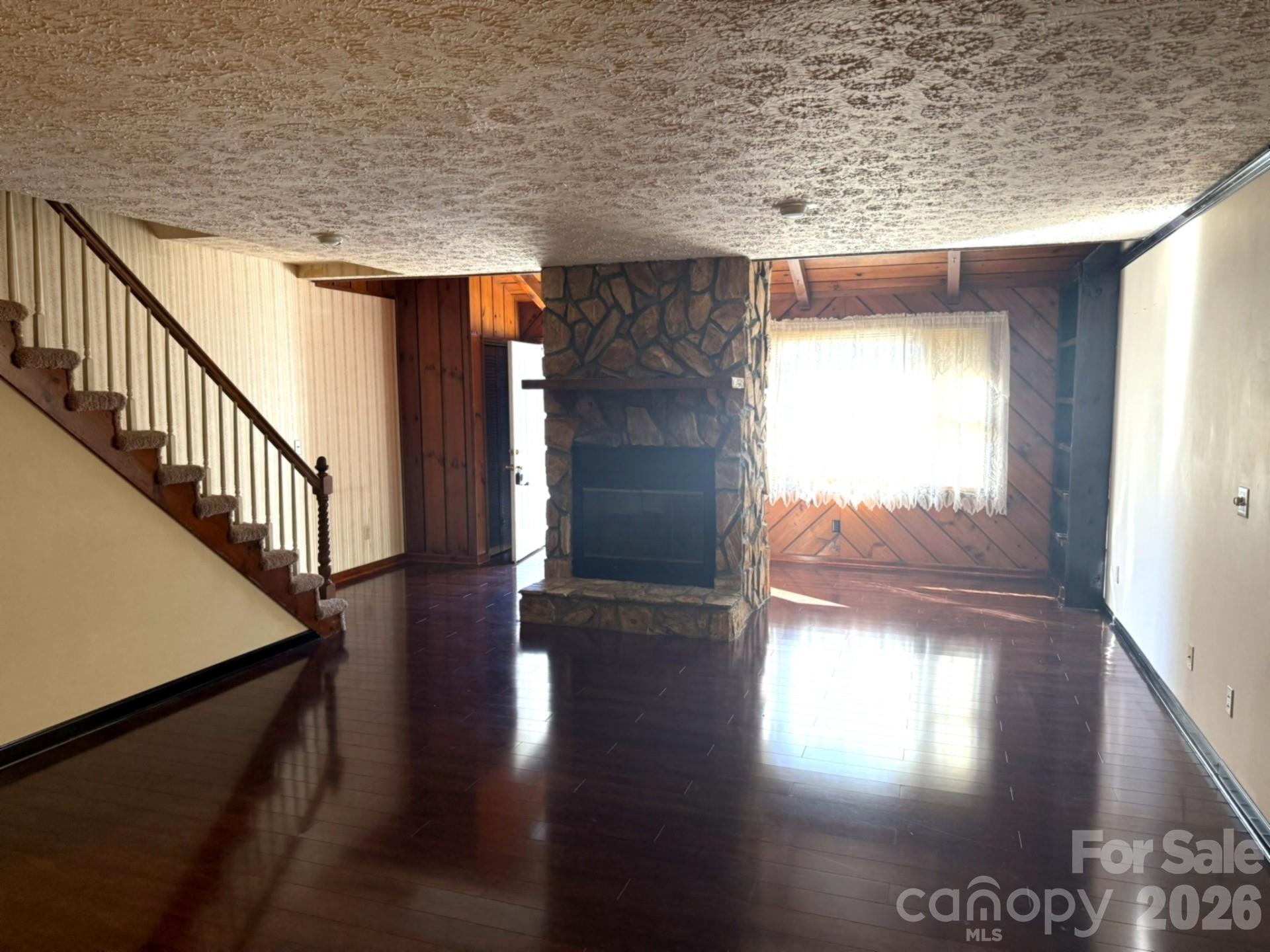 Stone Lake - Residential