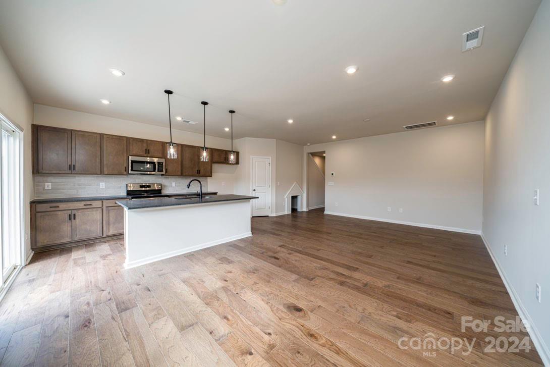 Fifteen 15 Cannon - Residential