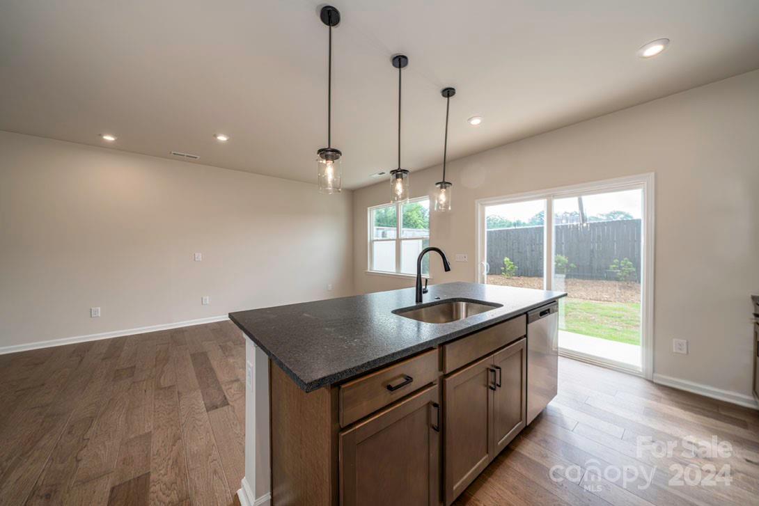 Fifteen 15 Cannon - Residential