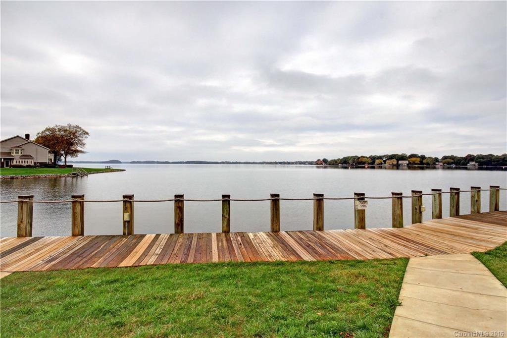 Vineyard Point - Residential