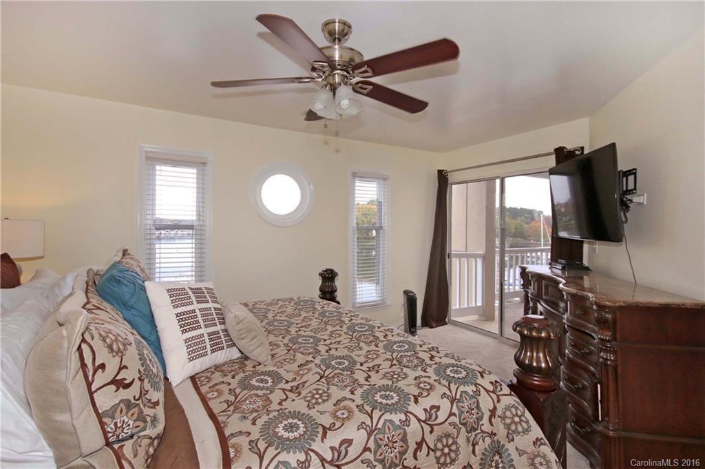 Vineyard Point - Residential