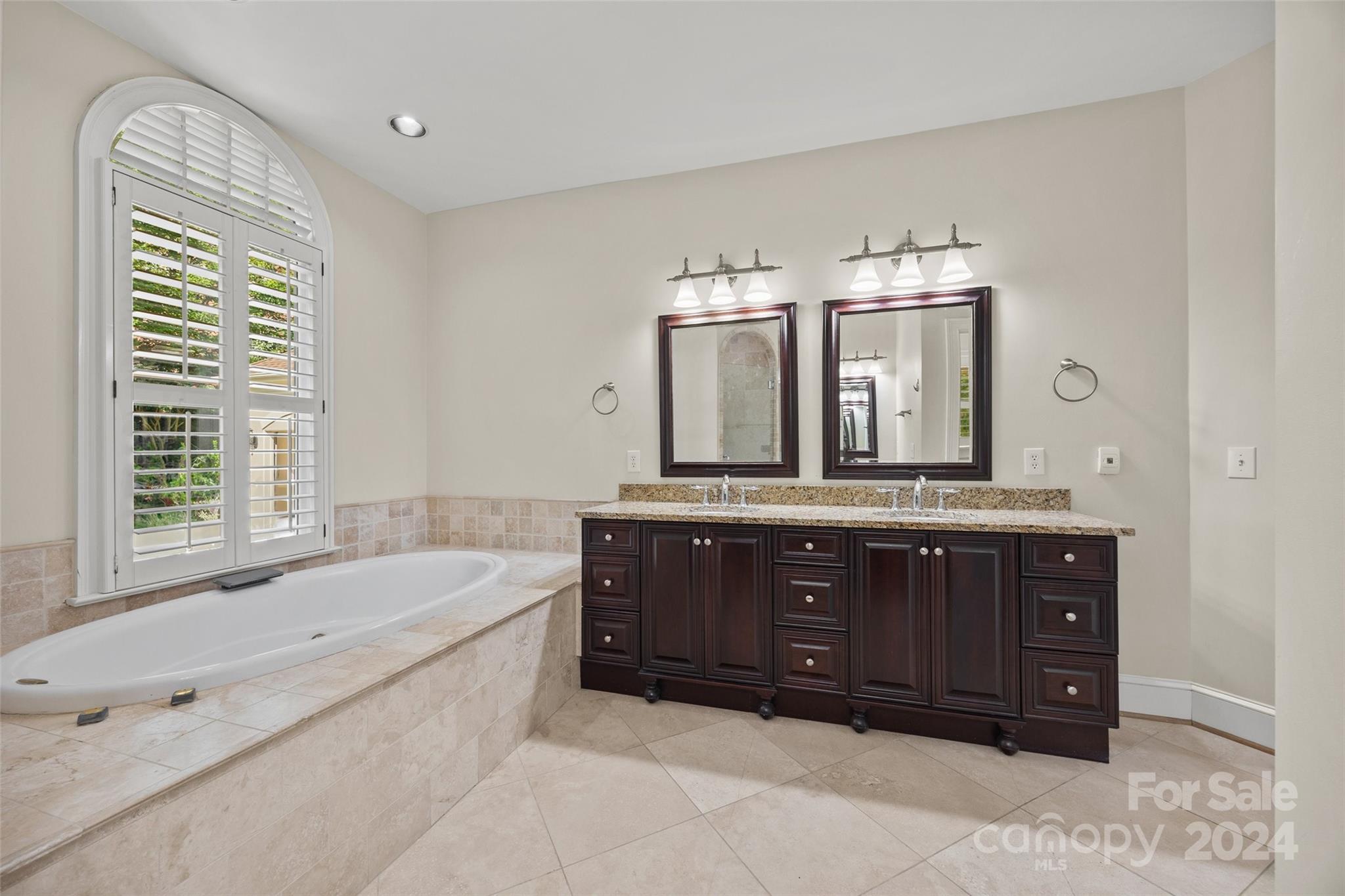 Riverpointe - Residential