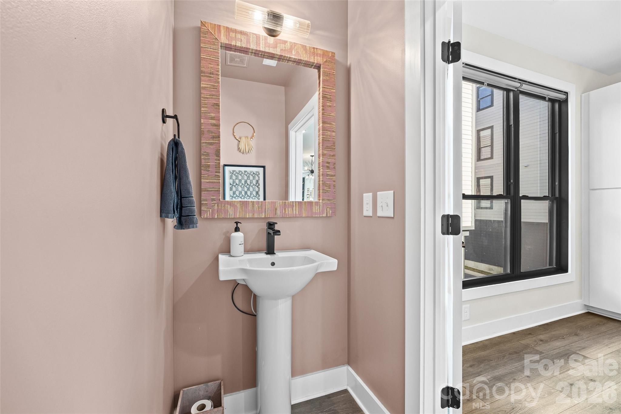 Bronson Square - Residential