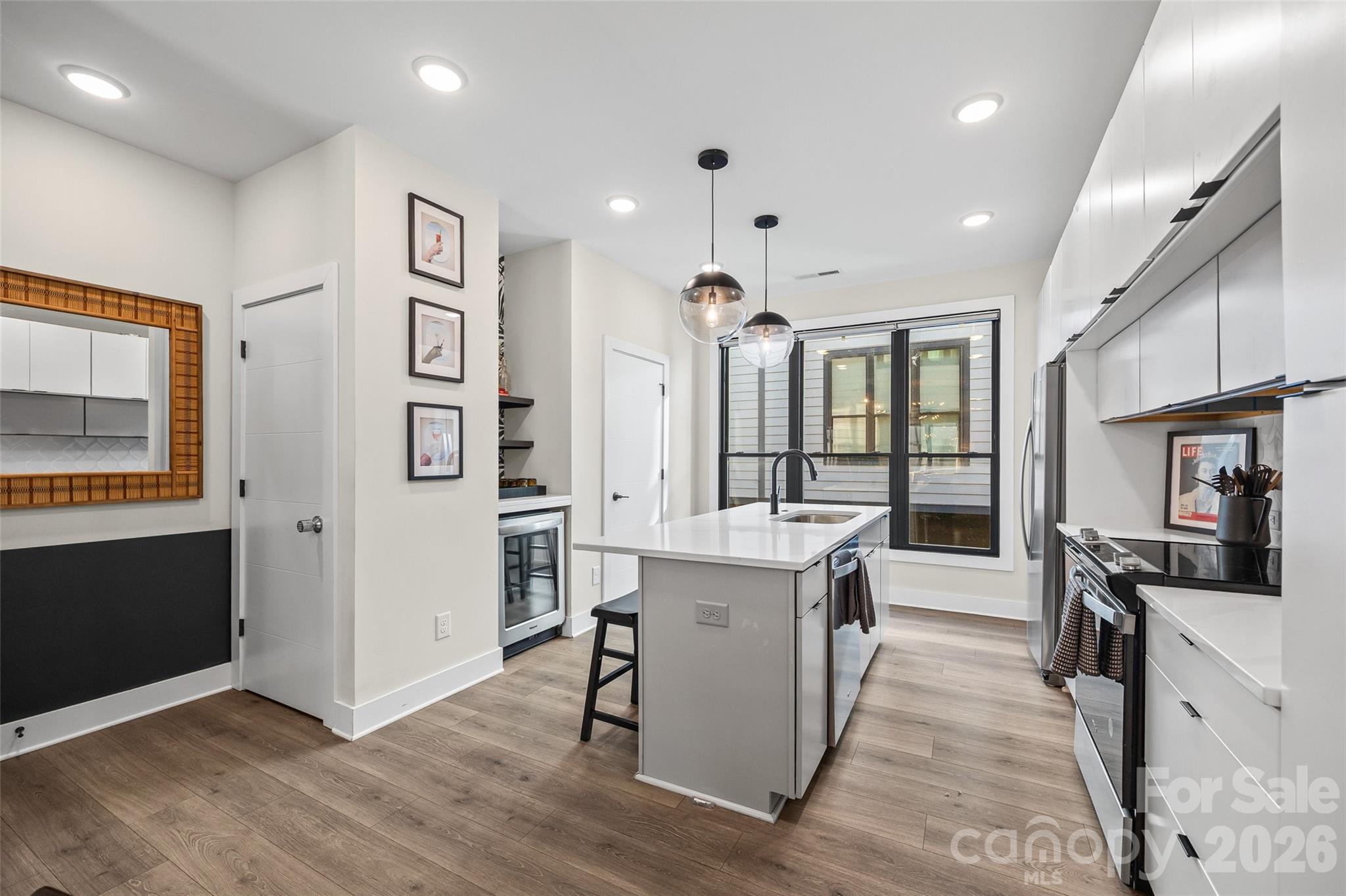 Bronson Square - Residential