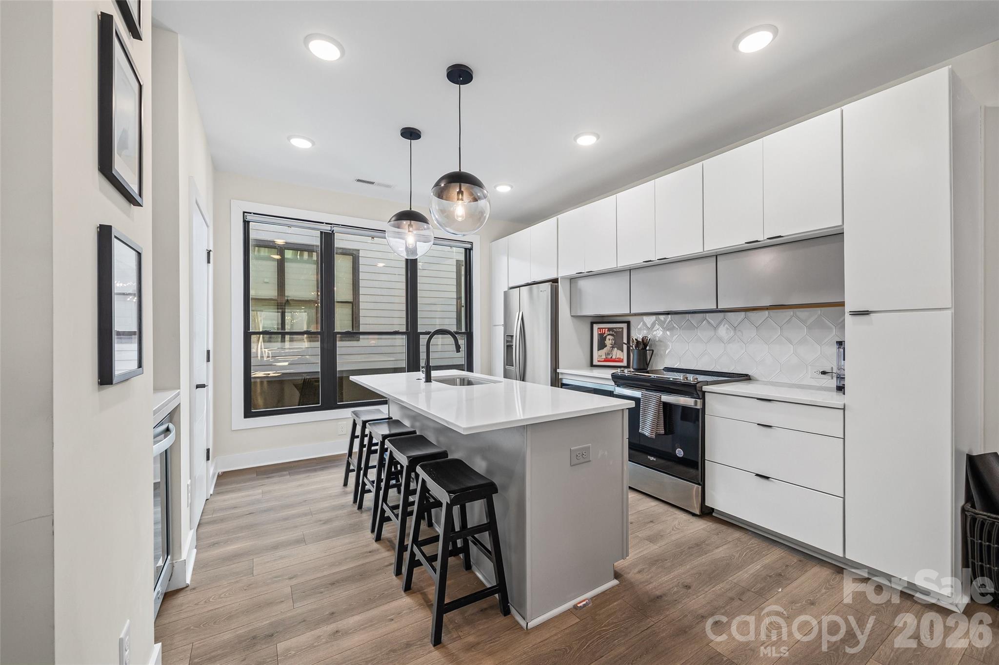 Bronson Square - Residential