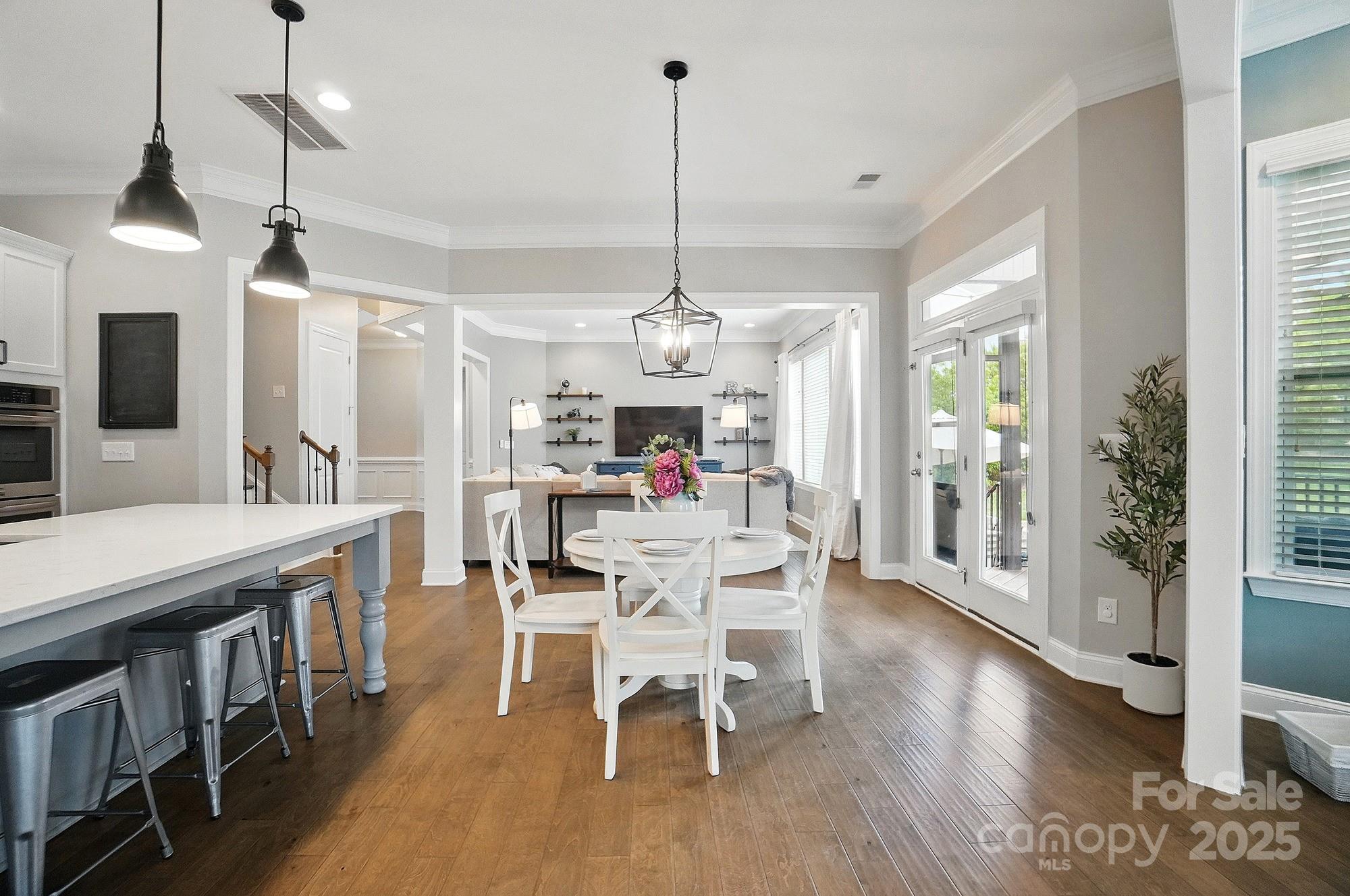 The Manors at Lake Ridge - Residential