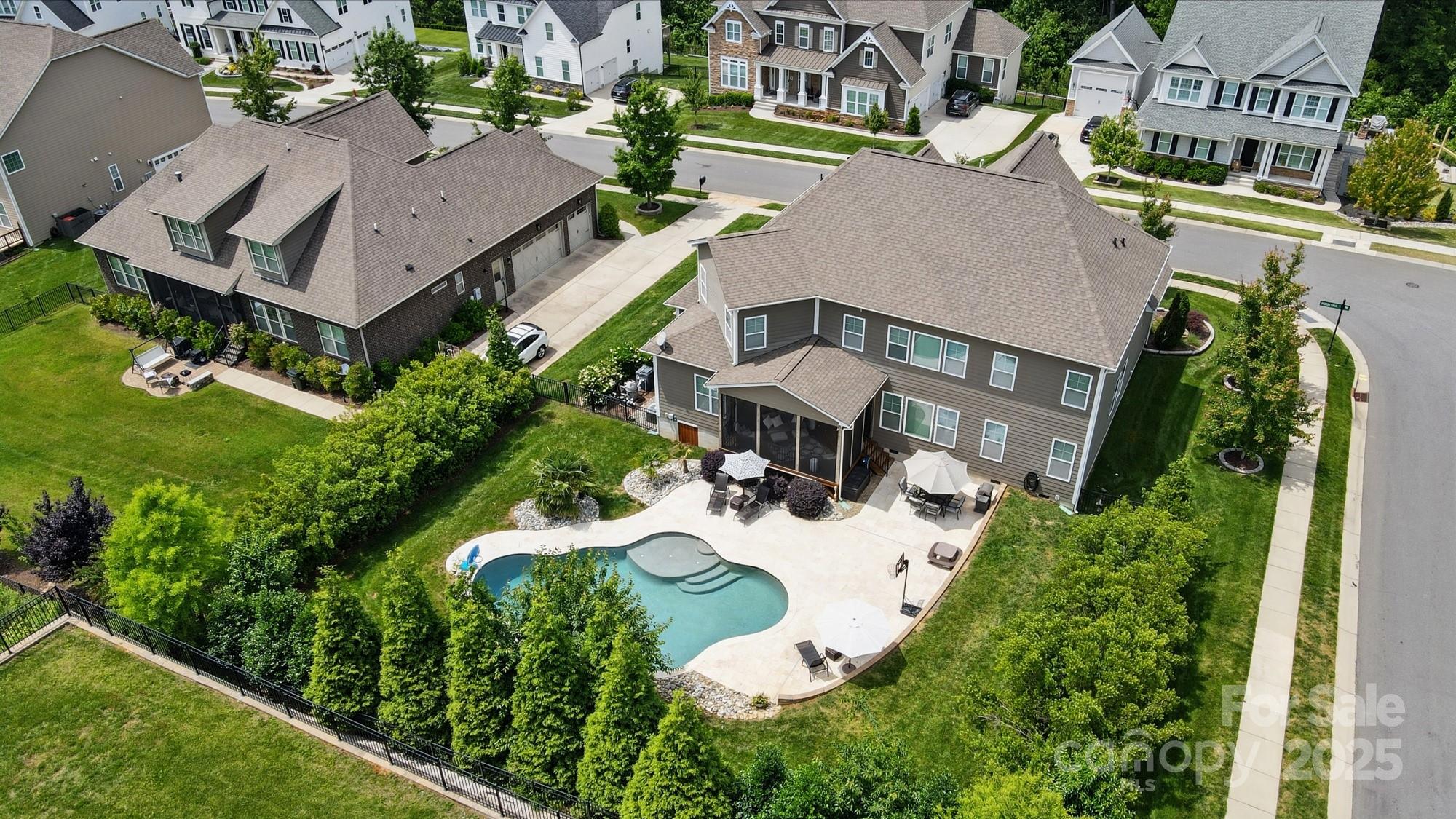 The Manors at Lake Ridge - Residential