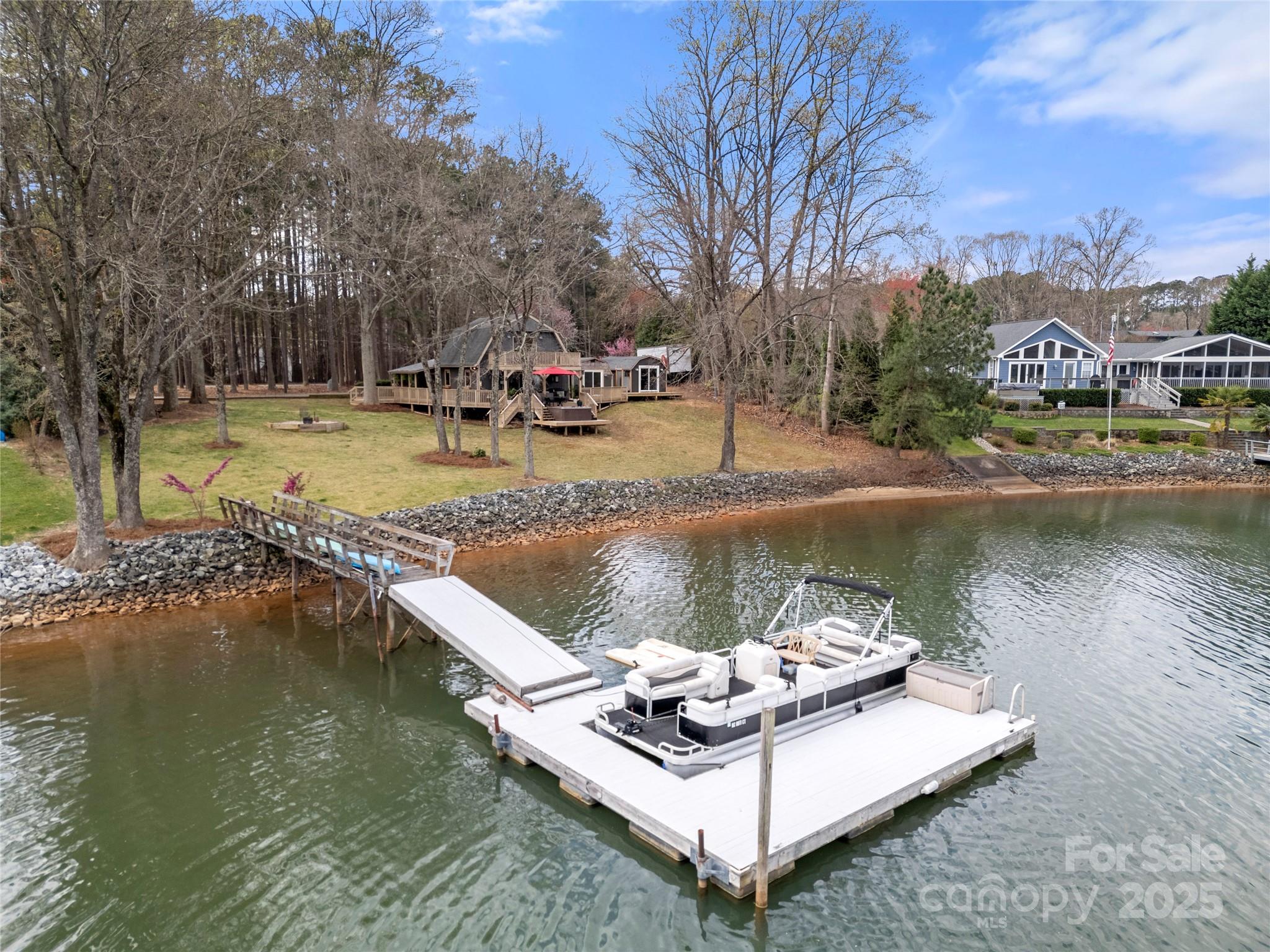 116 Cottage Grove Lane