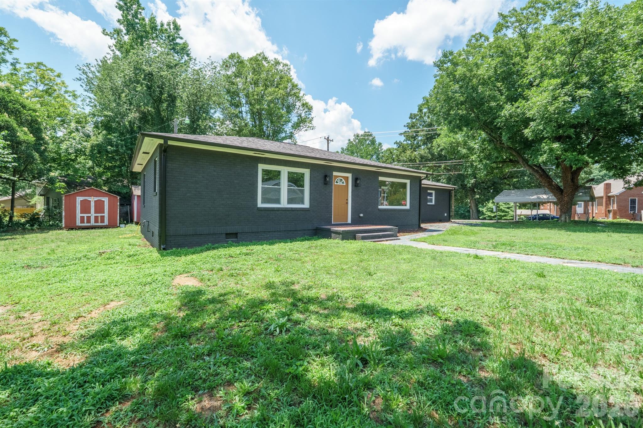 841 Murphy Street