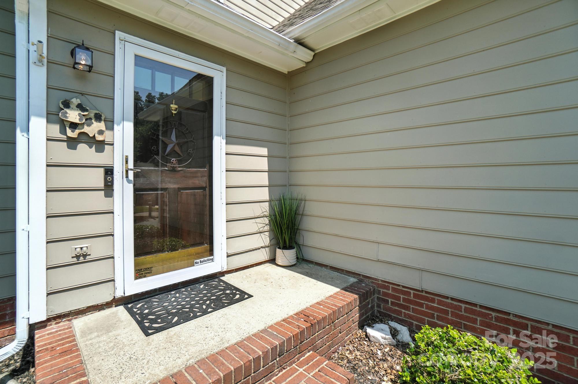3325 Fortis Lane
