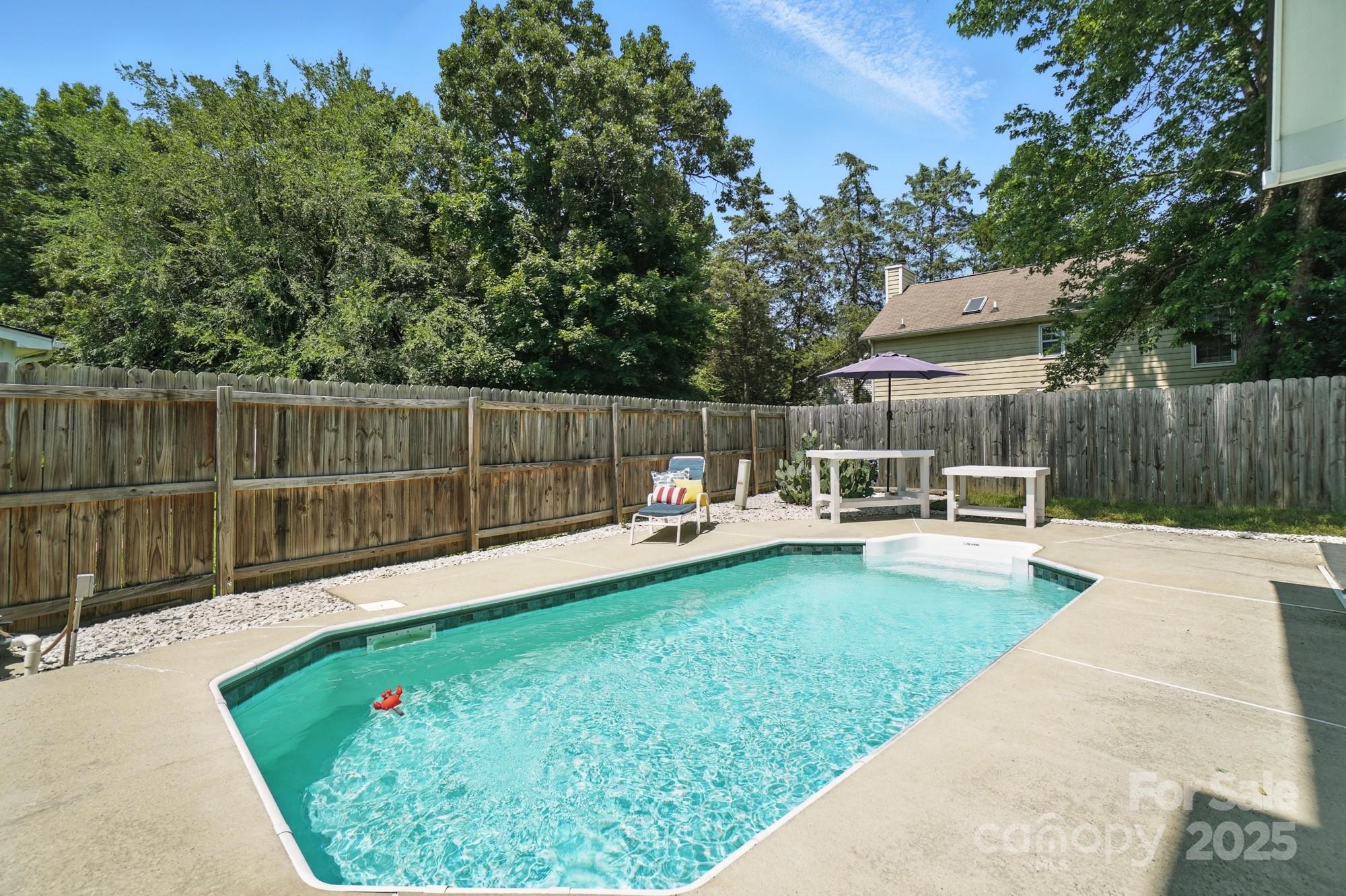 3325 Fortis Lane